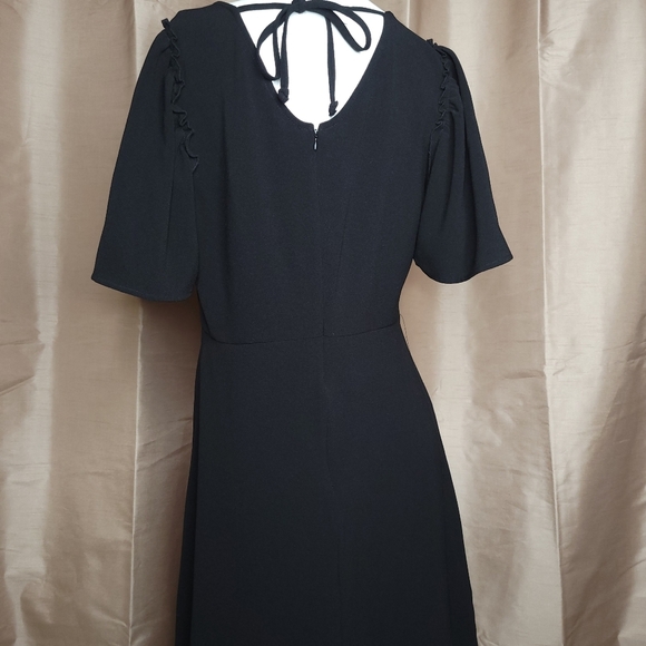 Bobeau Women's Midi Short Sleeve Dress - Size: Medium - Color: Black - Picture 8 of 9